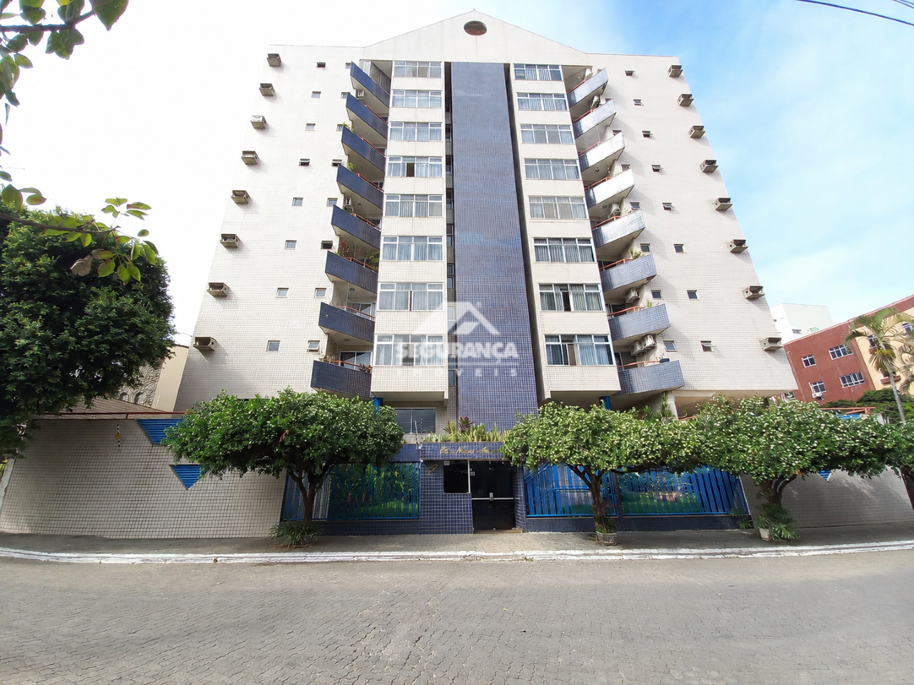 Apartamento para aluguel no ESPLANADINHA: FACHADA