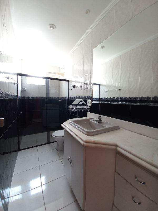 Apartamento para aluguel no ESPLANADINHA: BANHEIRO SUÍTE(2)