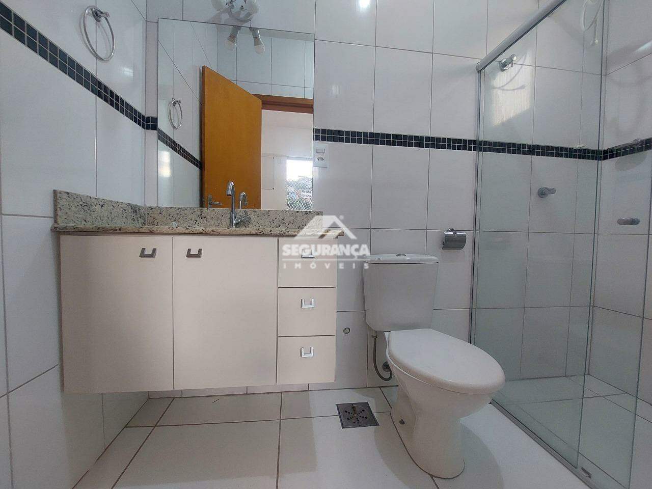 Apartamento para aluguel no Centro: BANHEIRO SUÍTE