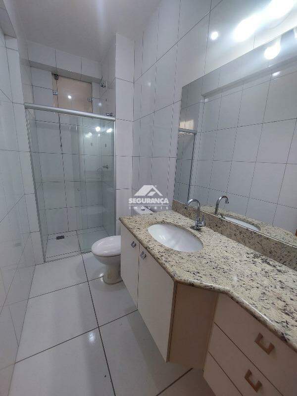 Apartamento para aluguel no Centro: BANHEIRO SOCIAL