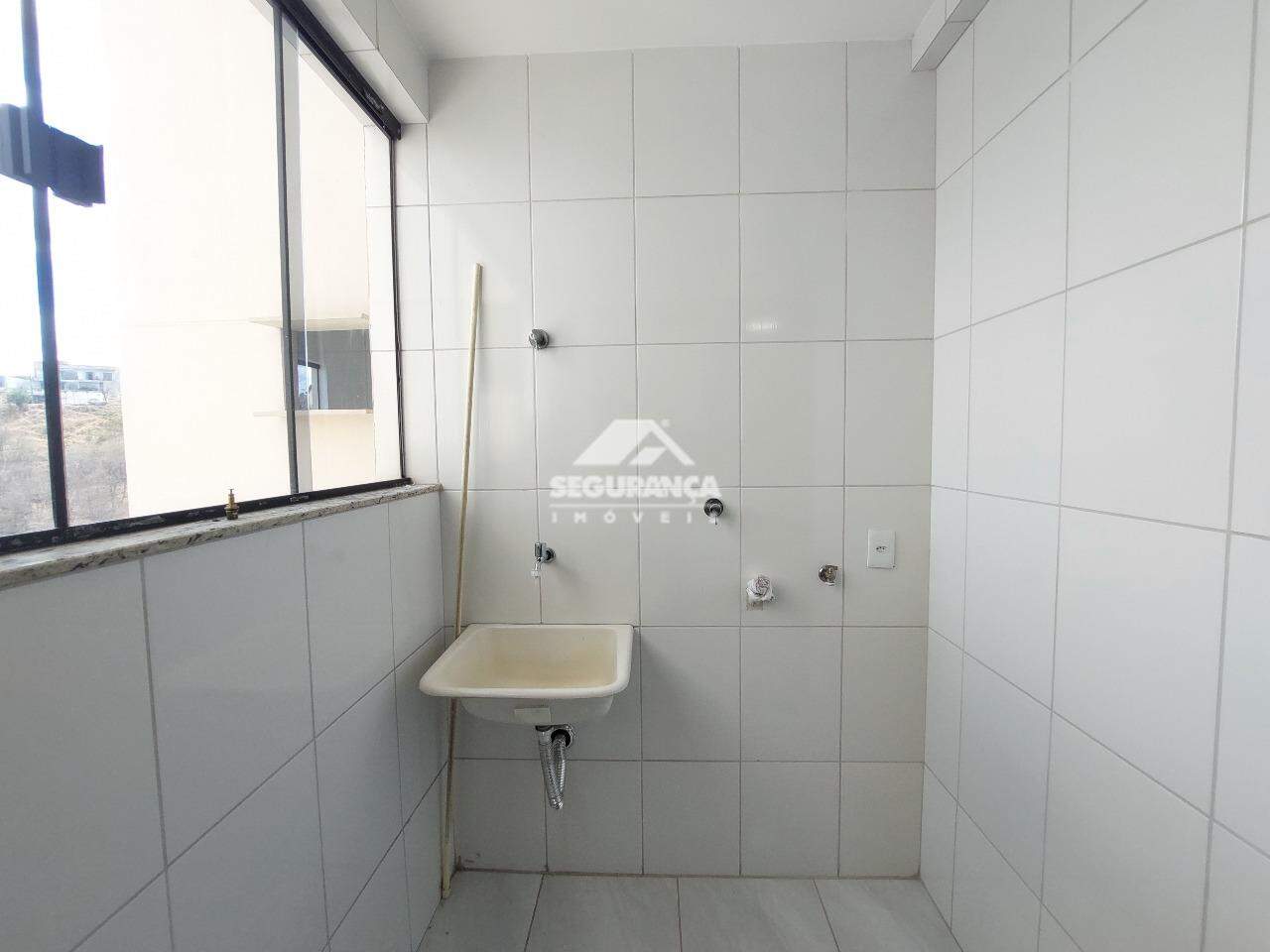 Apartamento para aluguel no Esplanada: ÁREA DE SERVIÇO