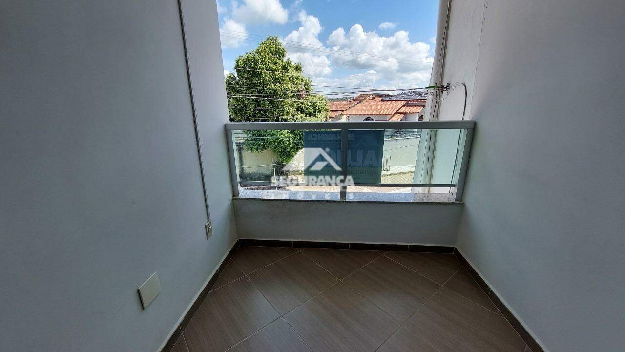 Casa para aluguel no Vila Rica: VARANDA