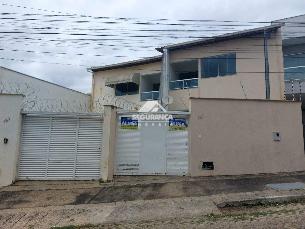 Casa para aluguel no Vila Rica: FACHADA