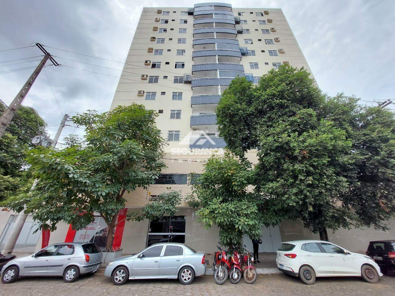 Apartamento para aluguel no Centro: FACHADA