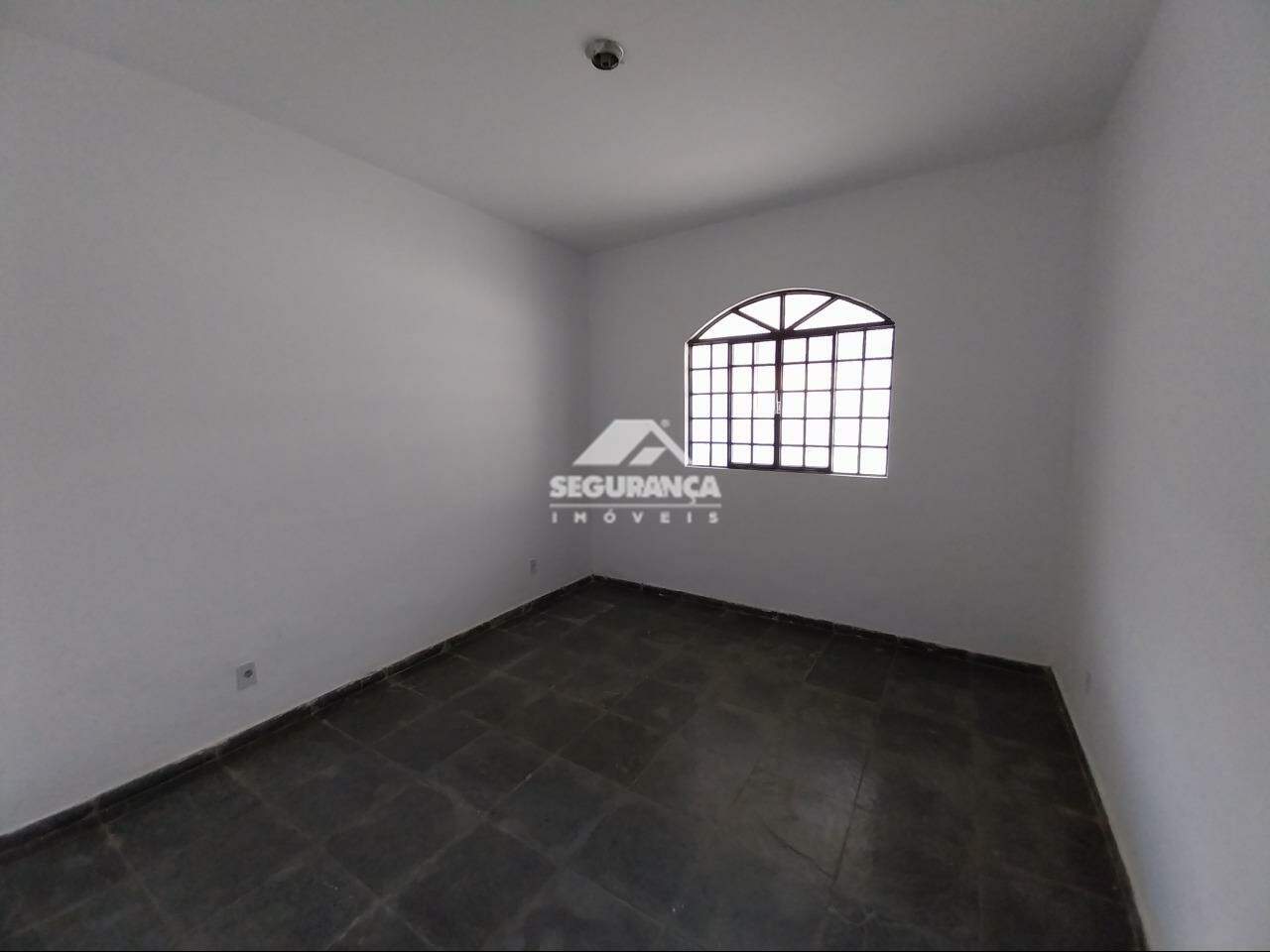 Casa para aluguel no Universitário: QUARTO (1)