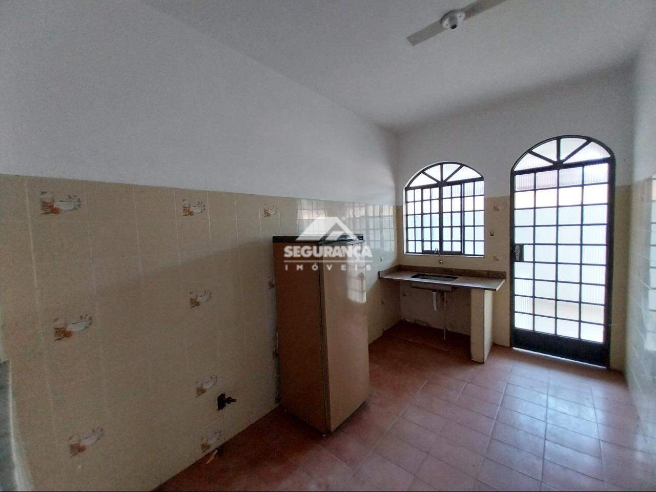 Casa para aluguel no Universitário: COZINHA