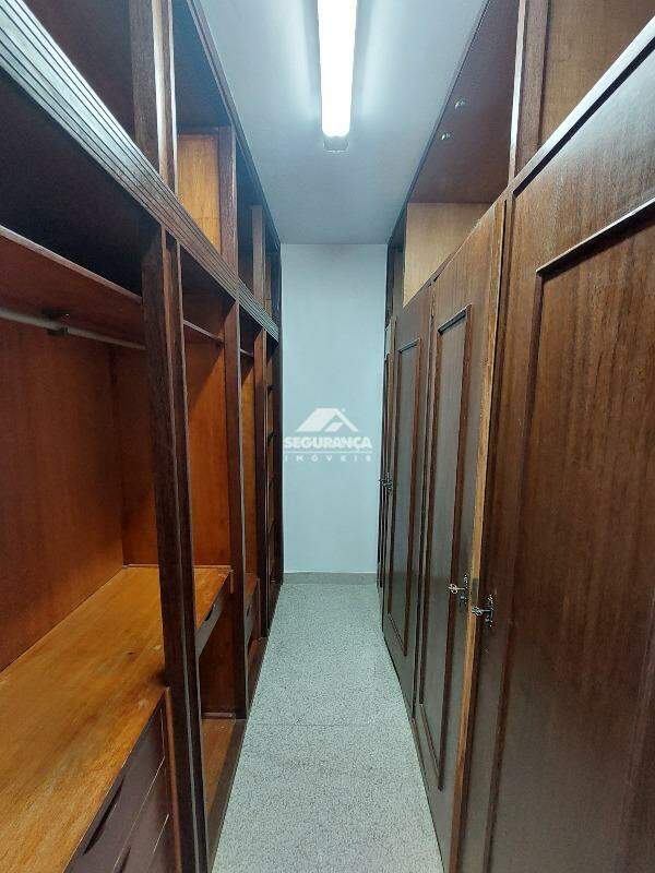 Apartamento para aluguel no Centro: CLOSET 