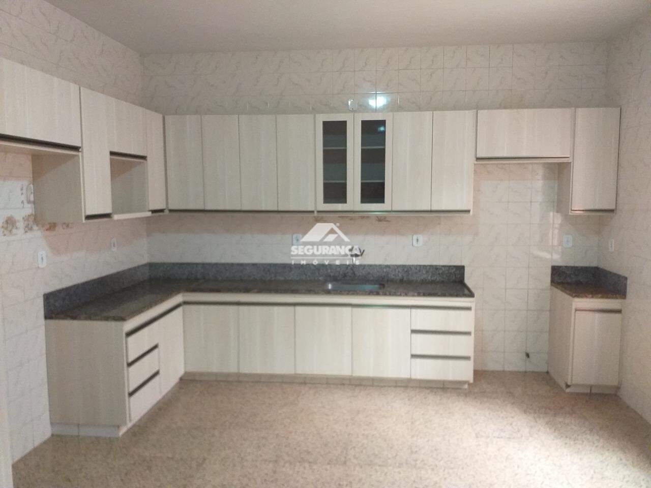 Casa para aluguel no Esplanada: COZINHA
