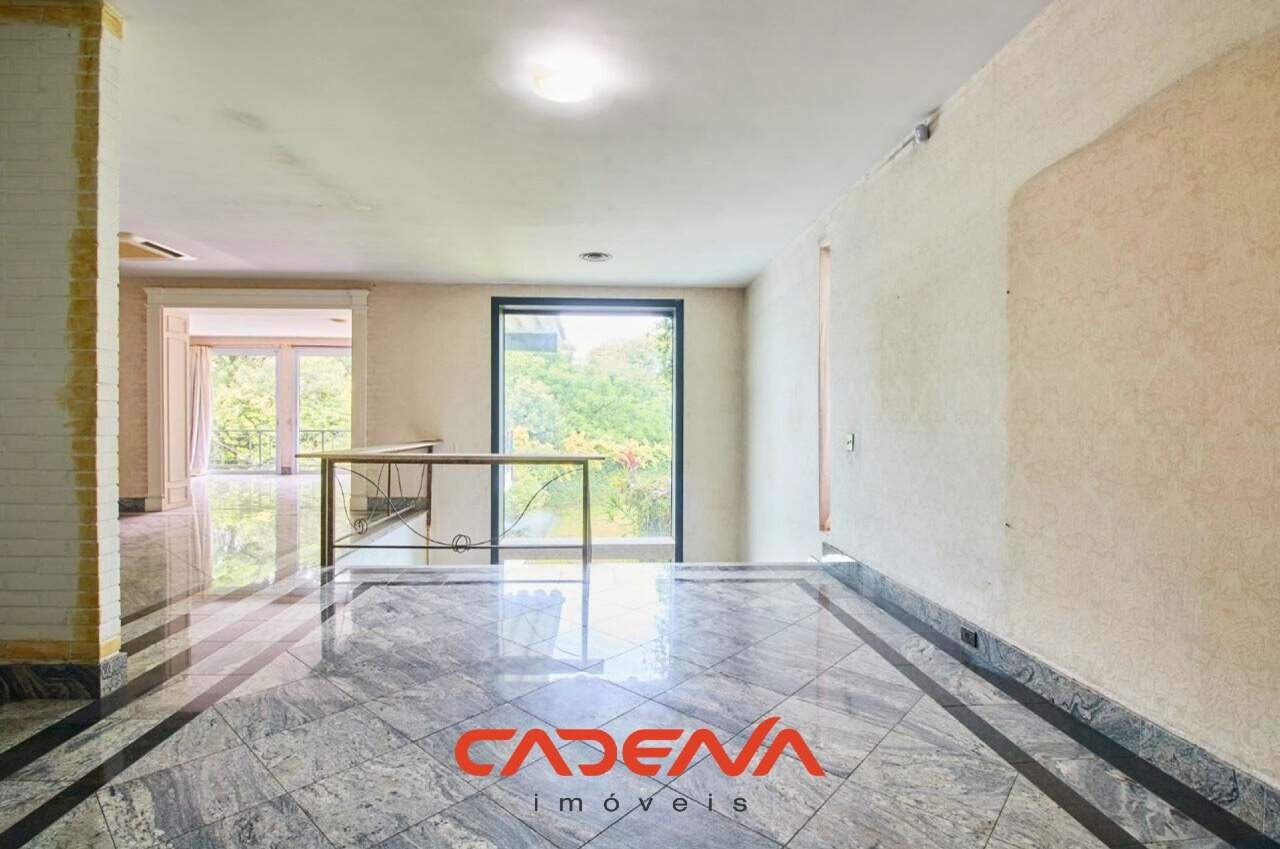 Casa à venda no Seminário: 
