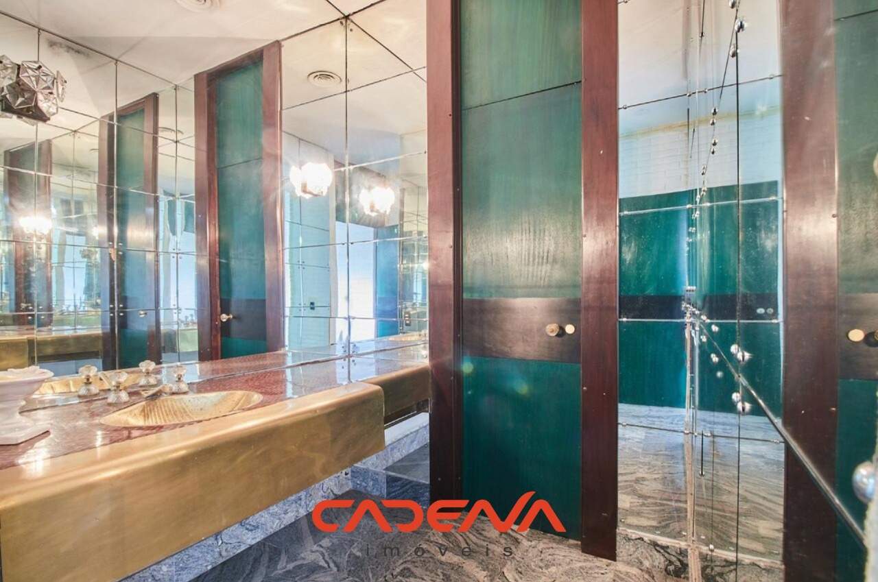 Casa à venda no Seminário: 