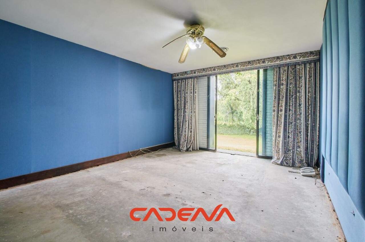 Casa à venda no Seminário: 