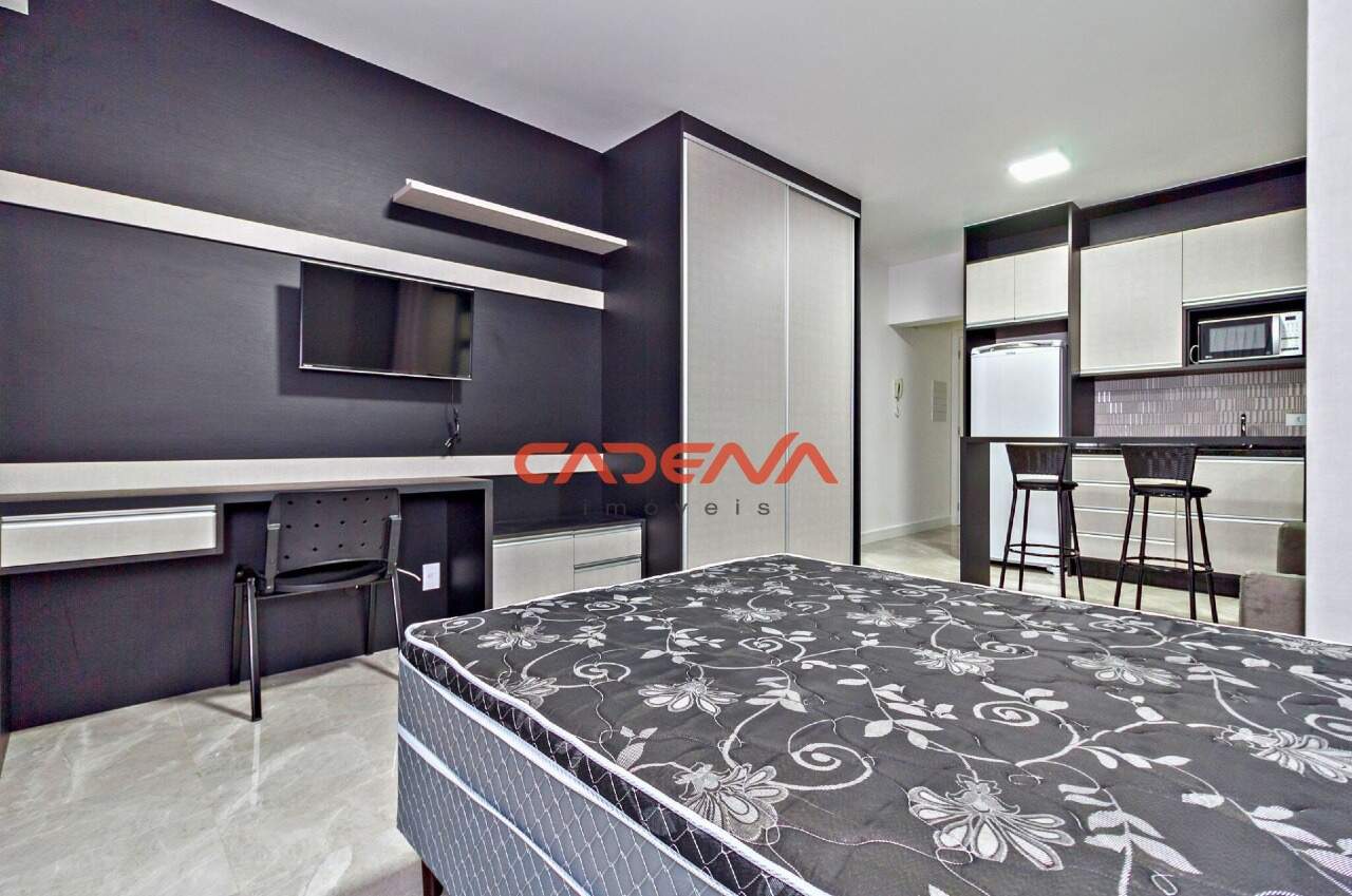 Studio para aluguel no Centro: 