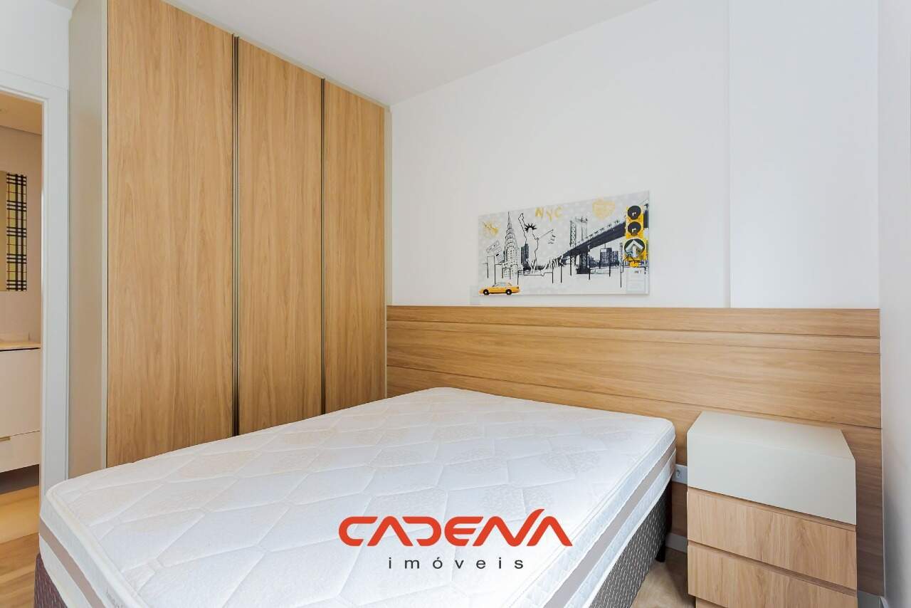 Apartamento para aluguel no Mercês: 