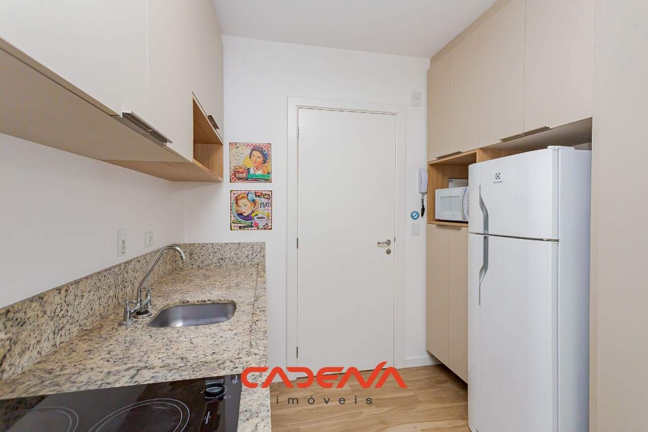 Apartamento para aluguel no Mercês: 