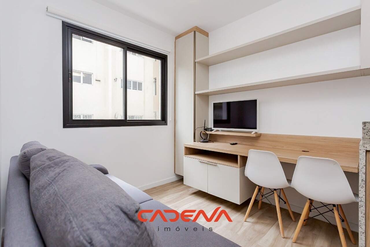 Apartamento para aluguel no Mercês: 