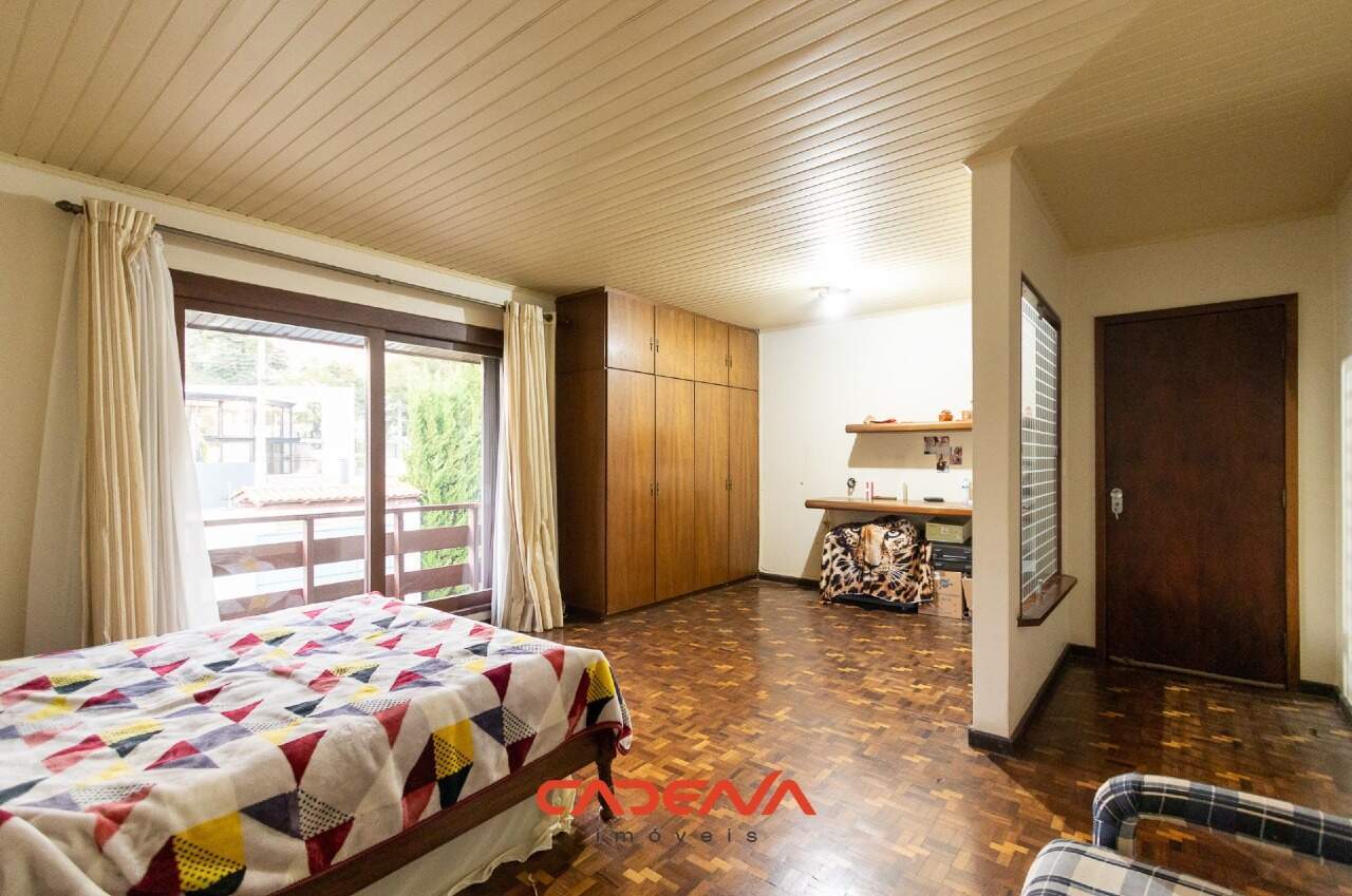 Casa à venda no Mercês: 