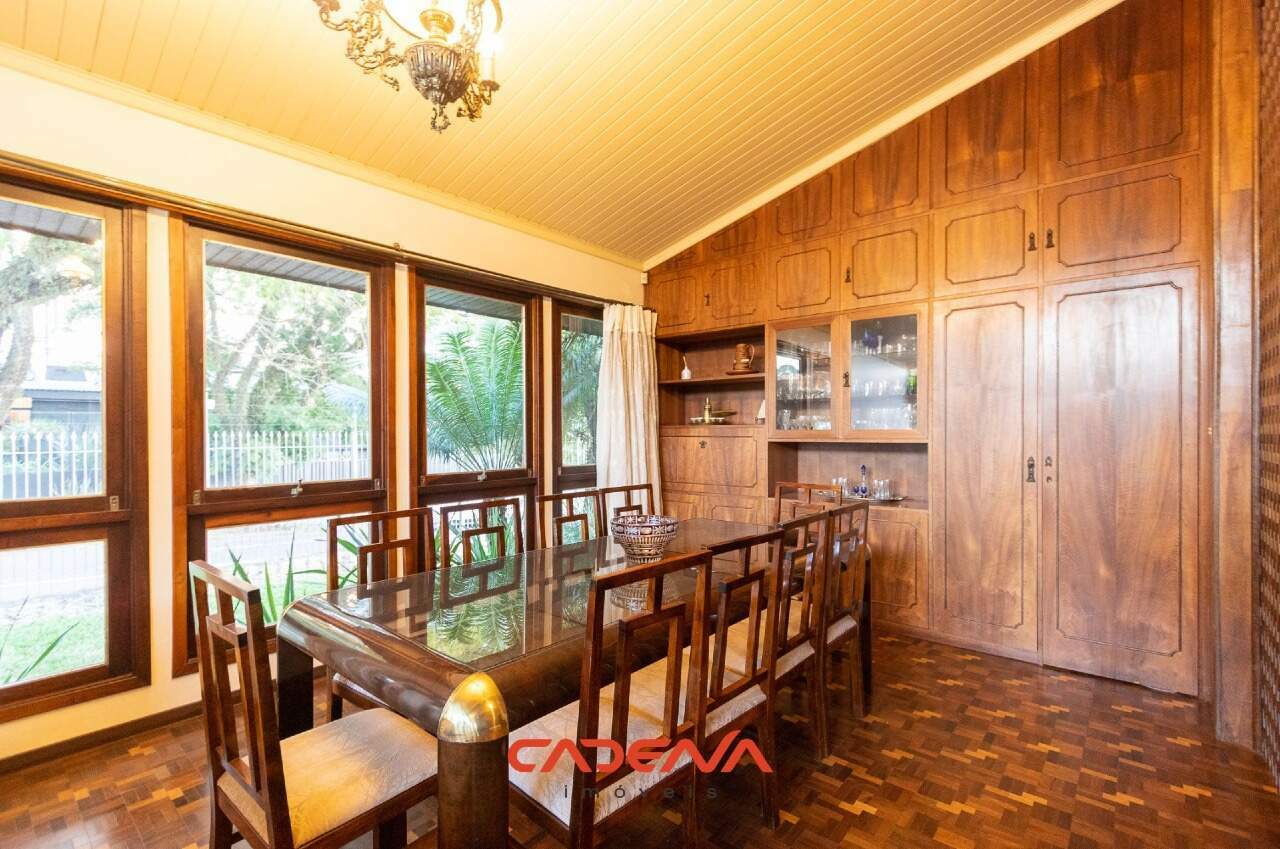 Casa à venda no Mercês: 