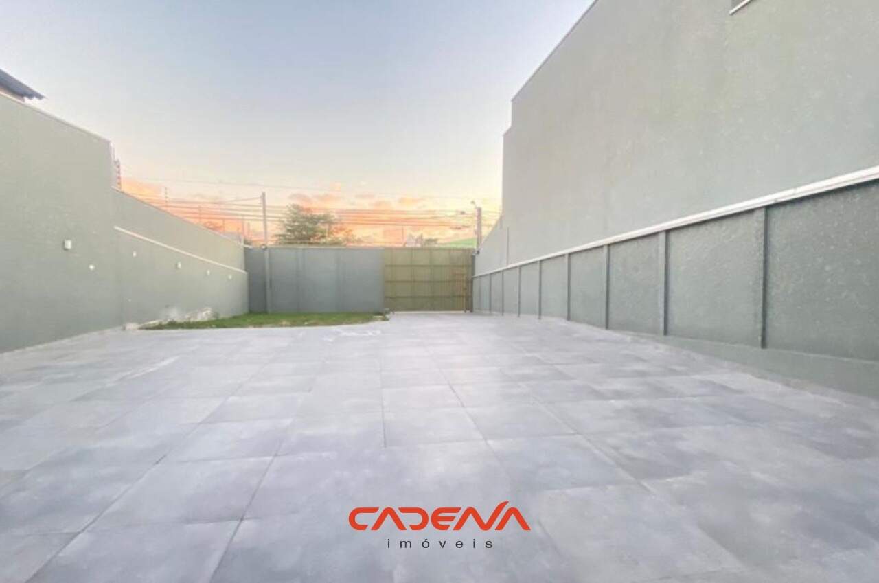 Casa à venda no Pinheirinho: 