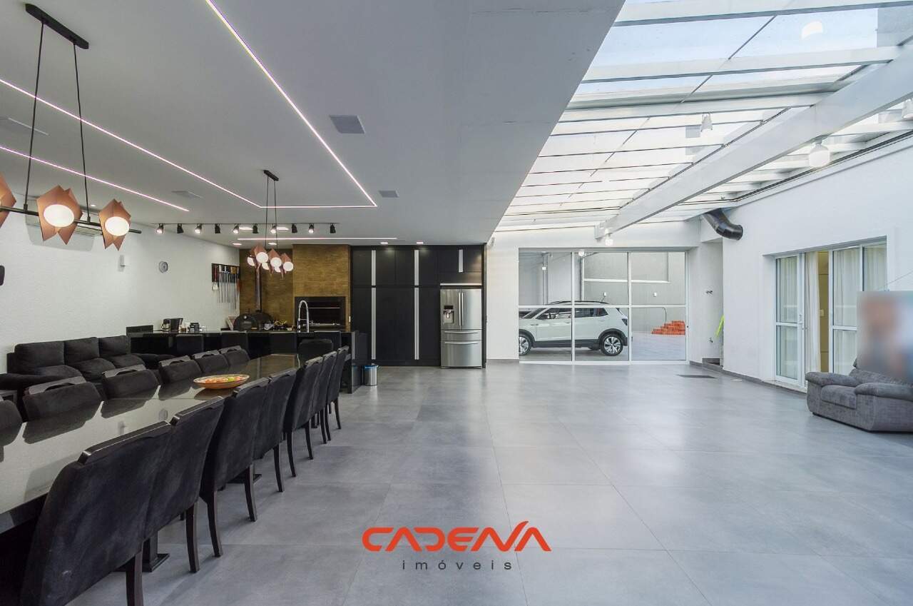 Casa à venda no Pinheirinho: 