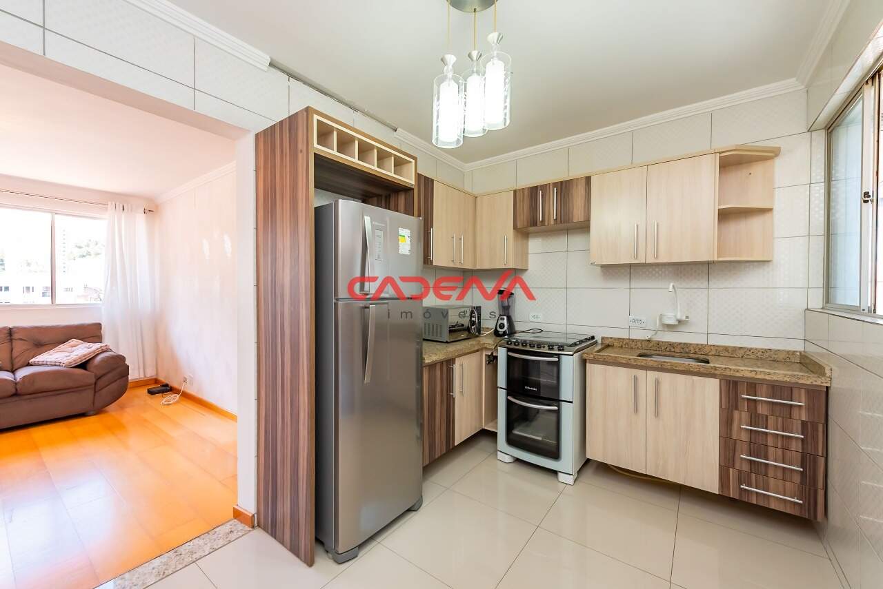 Apartamento para aluguel no Capão Raso: 