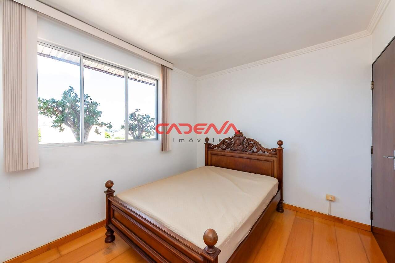 Apartamento para aluguel no Capão Raso: 