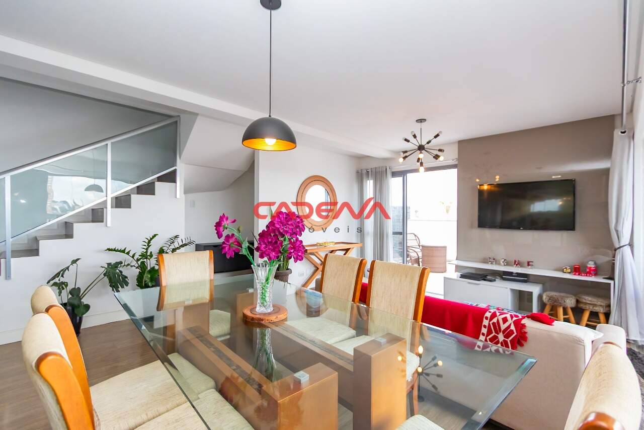 Cobertura à venda no Água Verde: