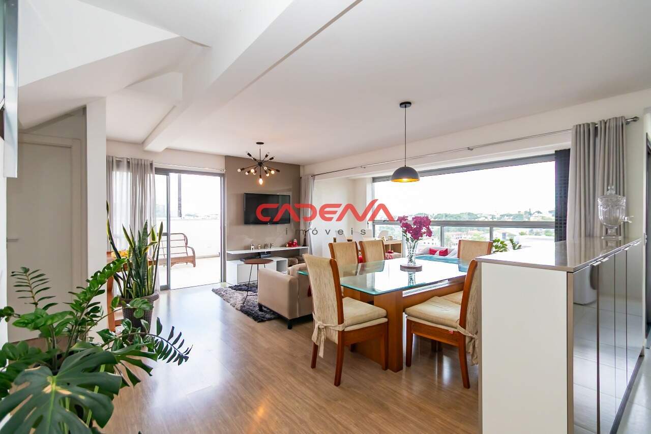 Cobertura à venda no Água Verde: