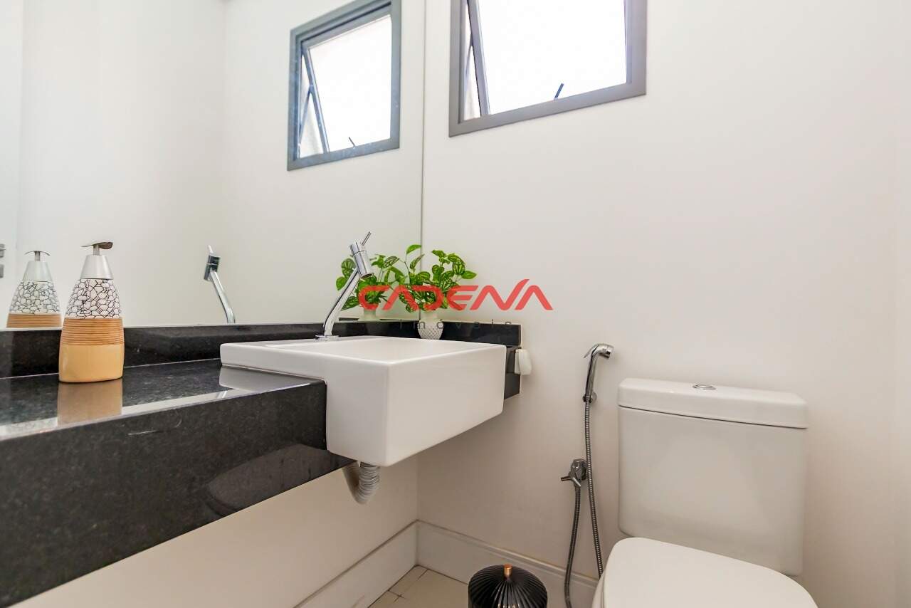 Cobertura à venda no Água Verde: