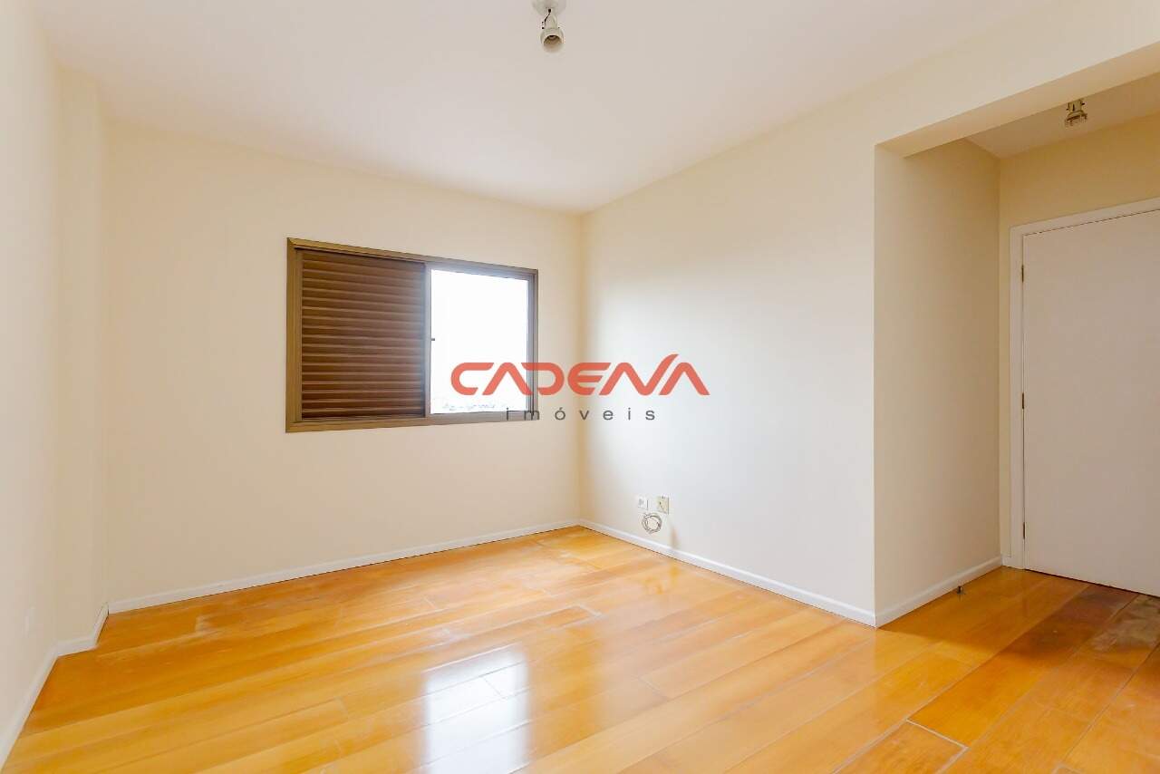 Apartamento à venda no Portão: 