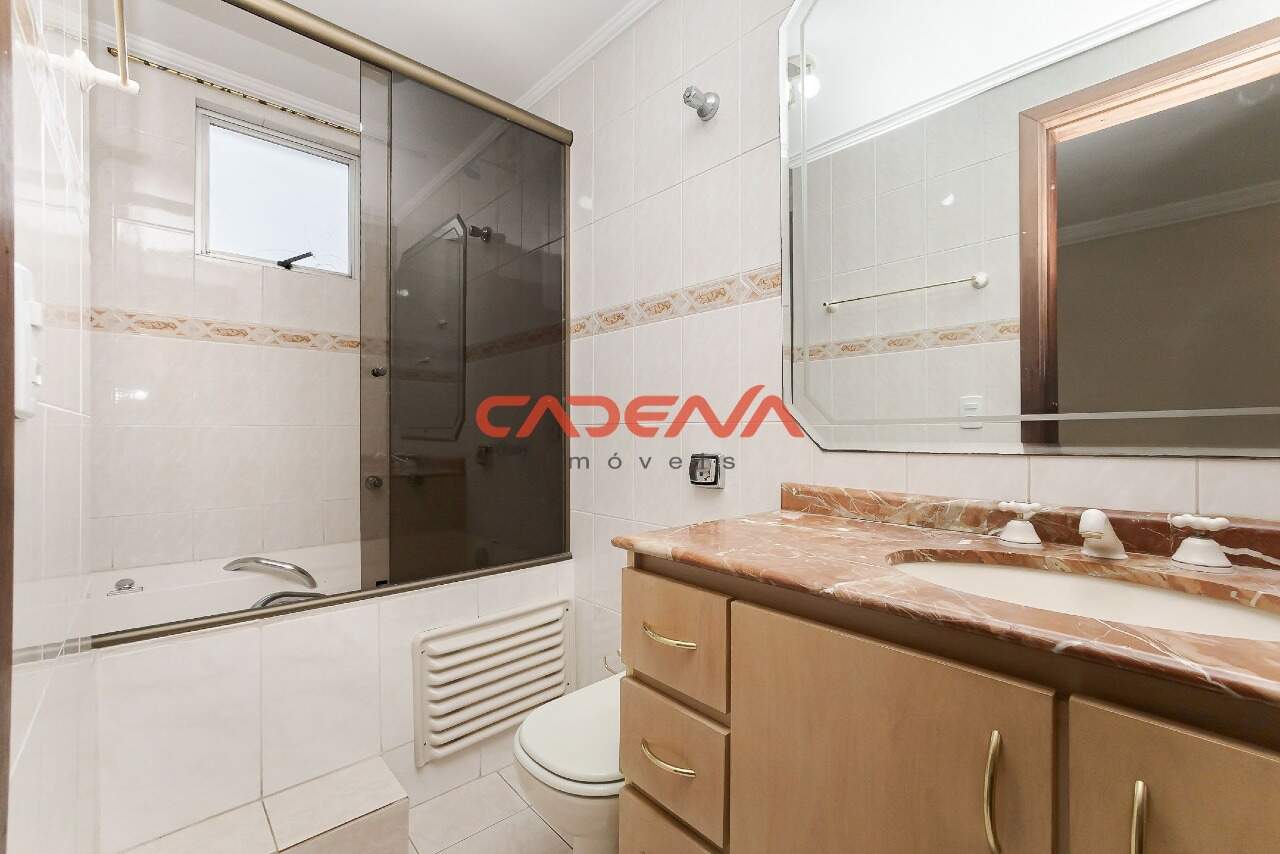 Apartamento à venda no Cabral: 