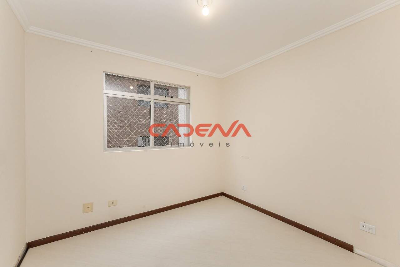 Apartamento à venda no Cabral: 