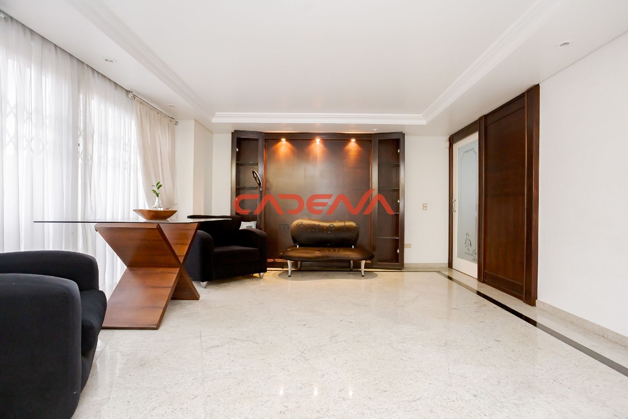 Casa à venda no Bigorrilho: 