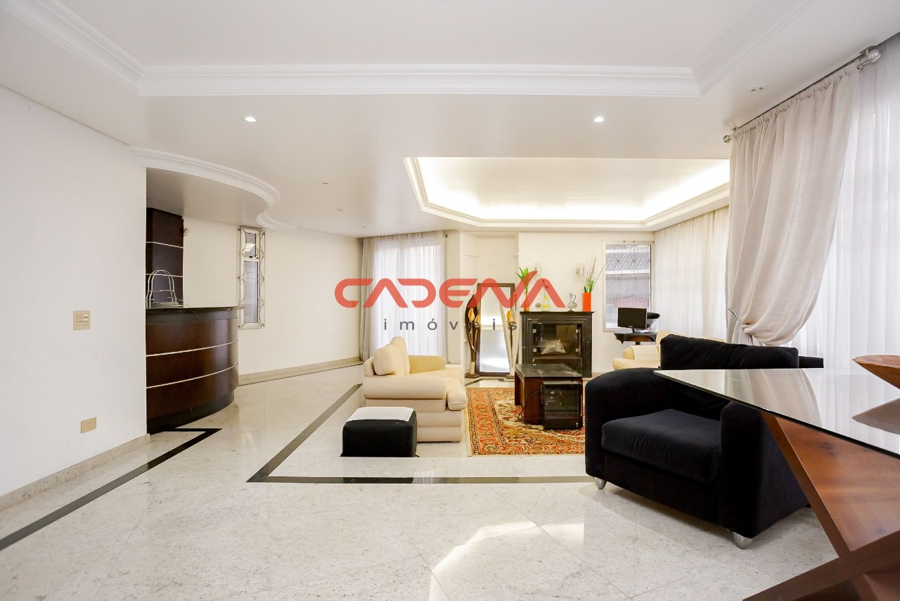 Casa à venda no Bigorrilho: 