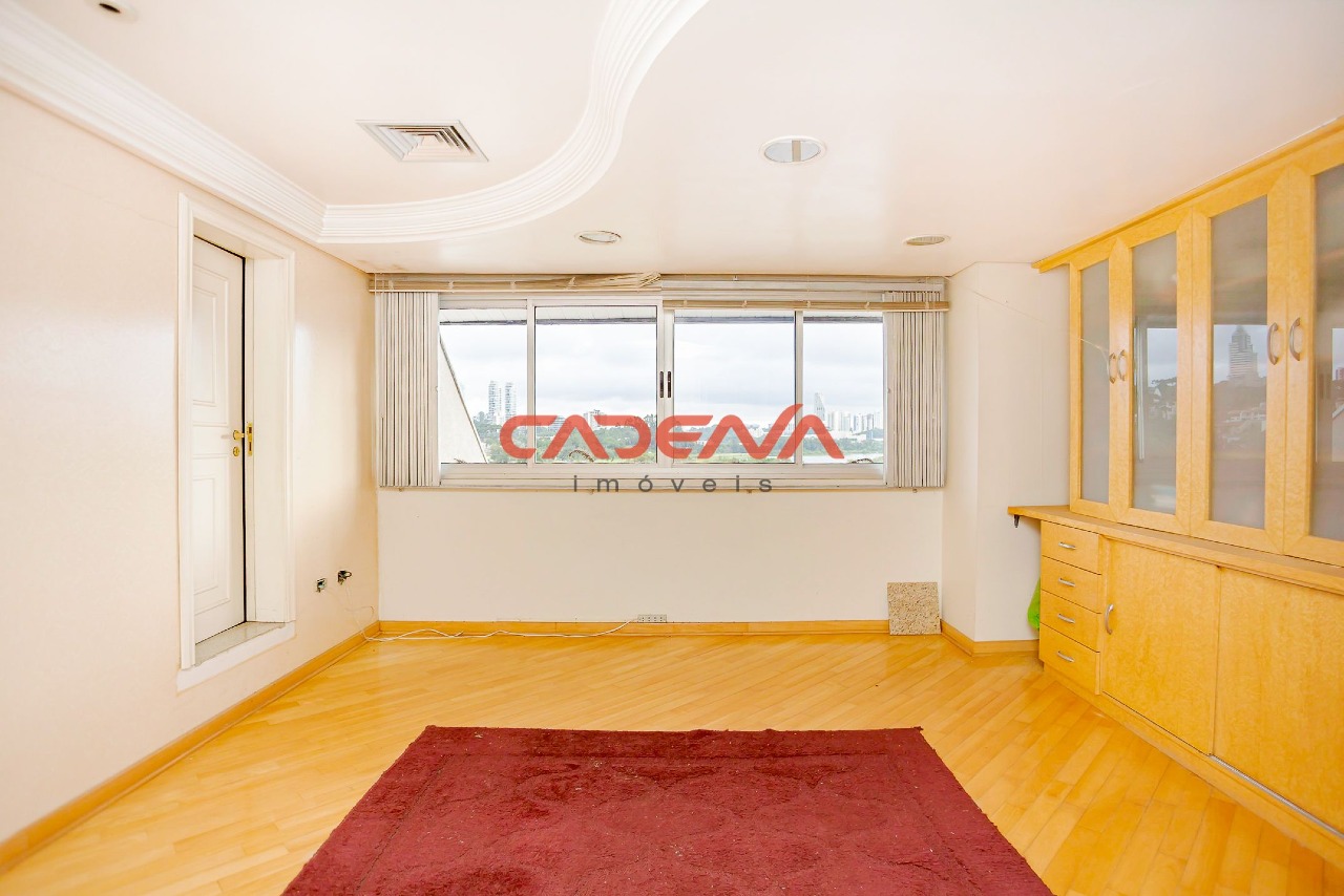 Casa à venda no Bigorrilho: 