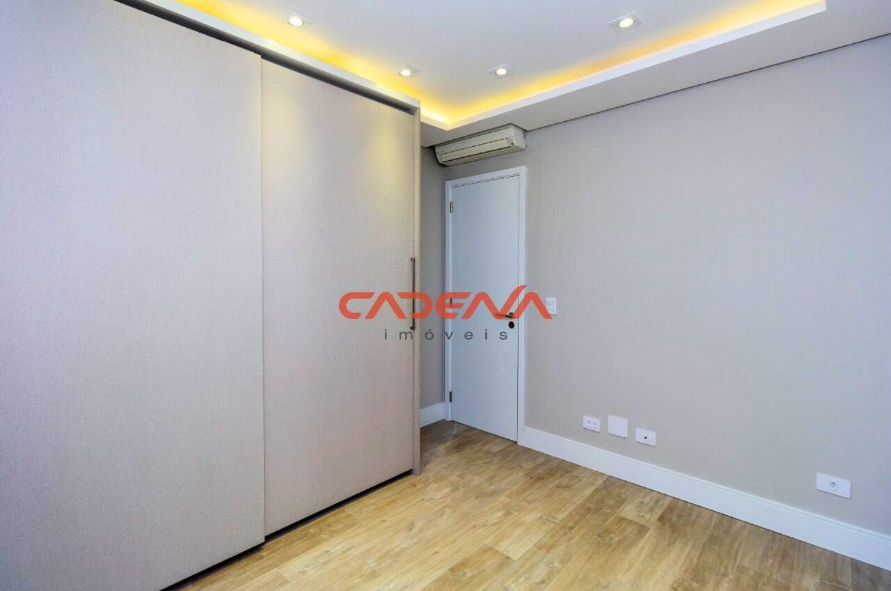 Apartamento para aluguel no Água Verde: