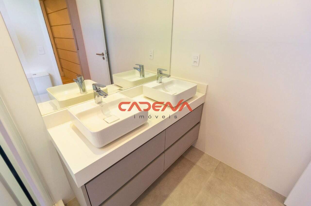 Apartamento para aluguel no Água Verde: