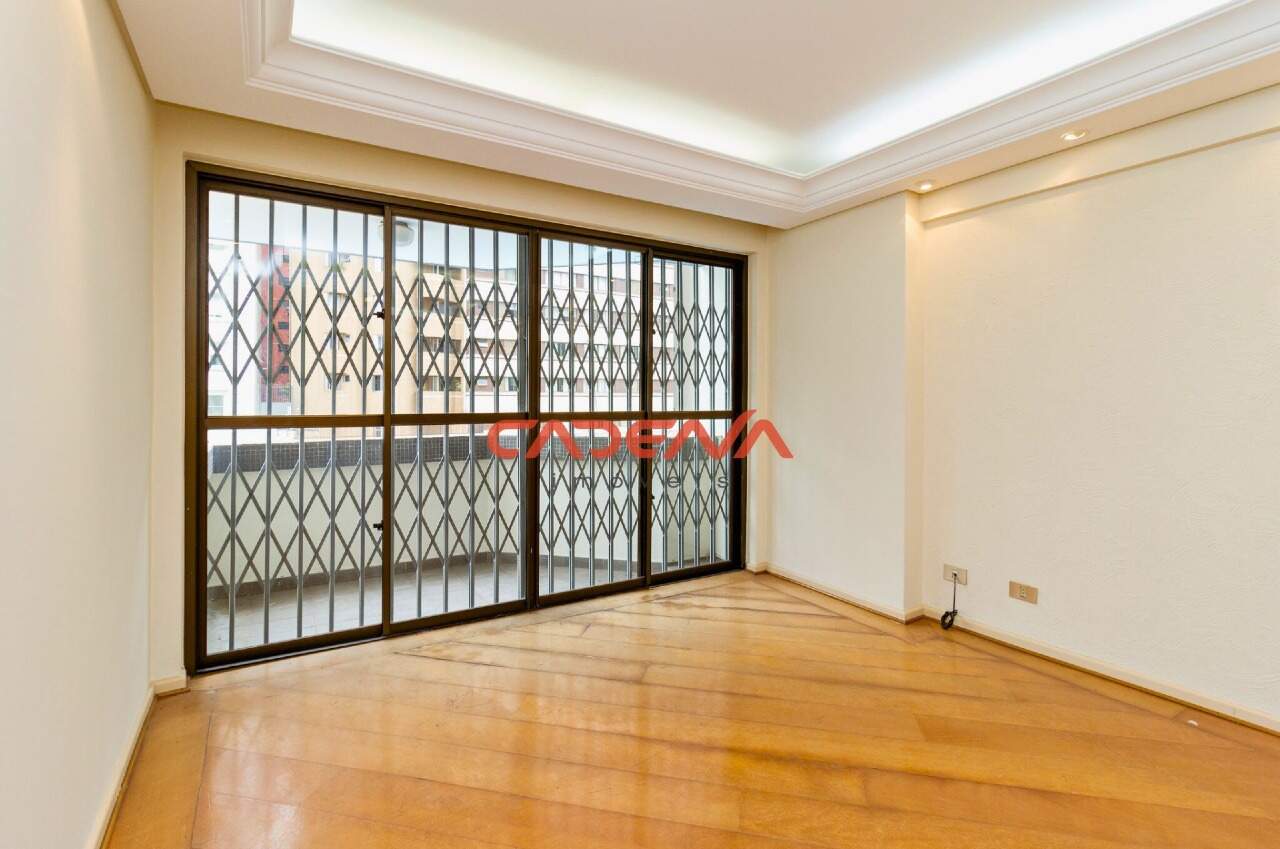 Apartamento à venda no Batel: 