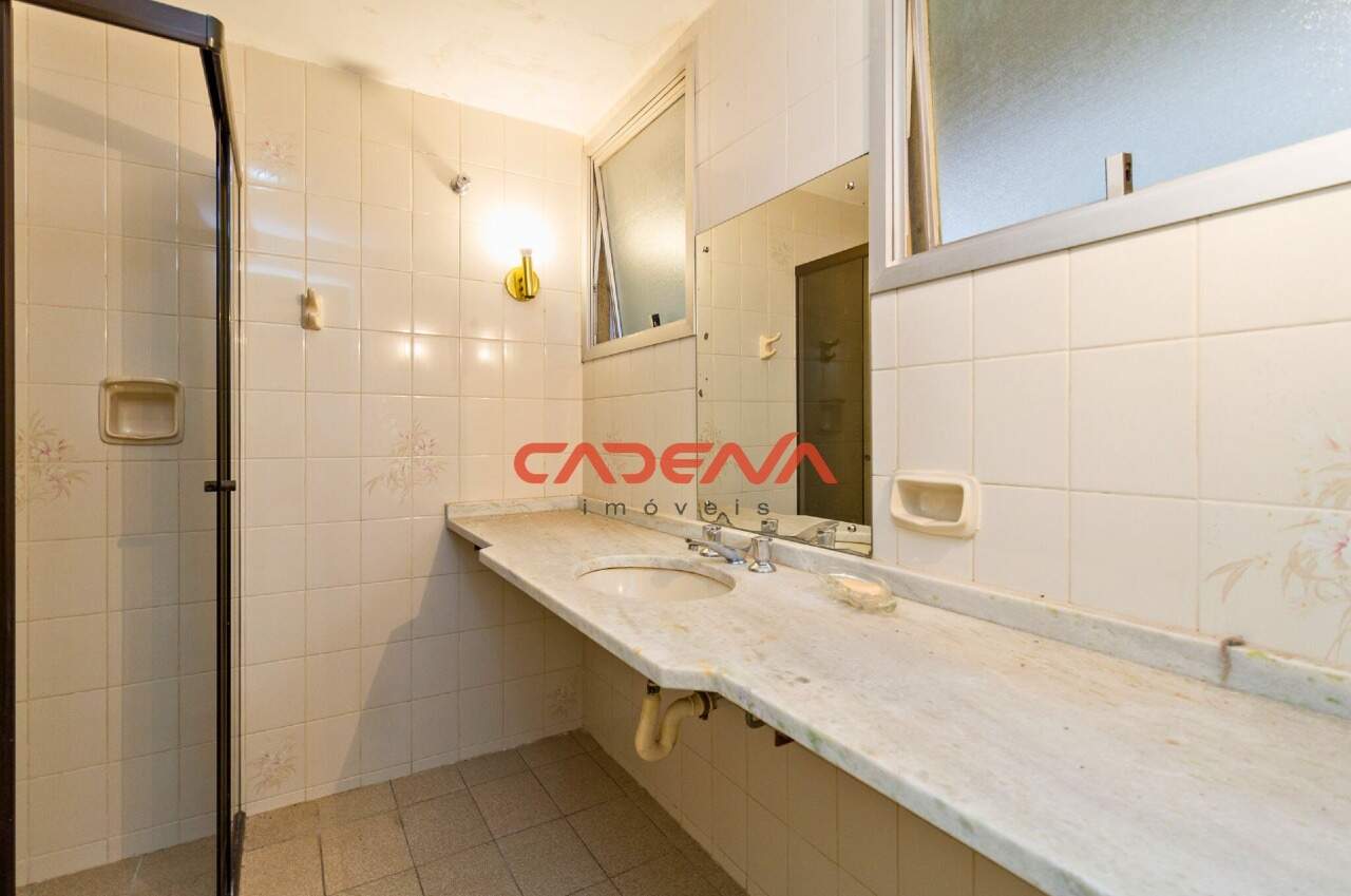 Apartamento à venda no Batel: 
