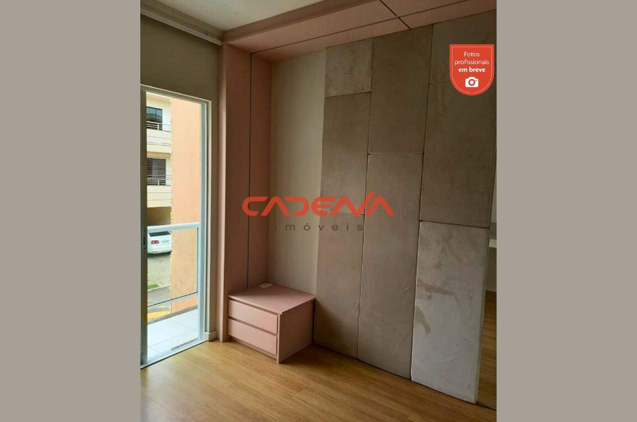 Casa em condomínio fechado à venda no Pinheirinho: 