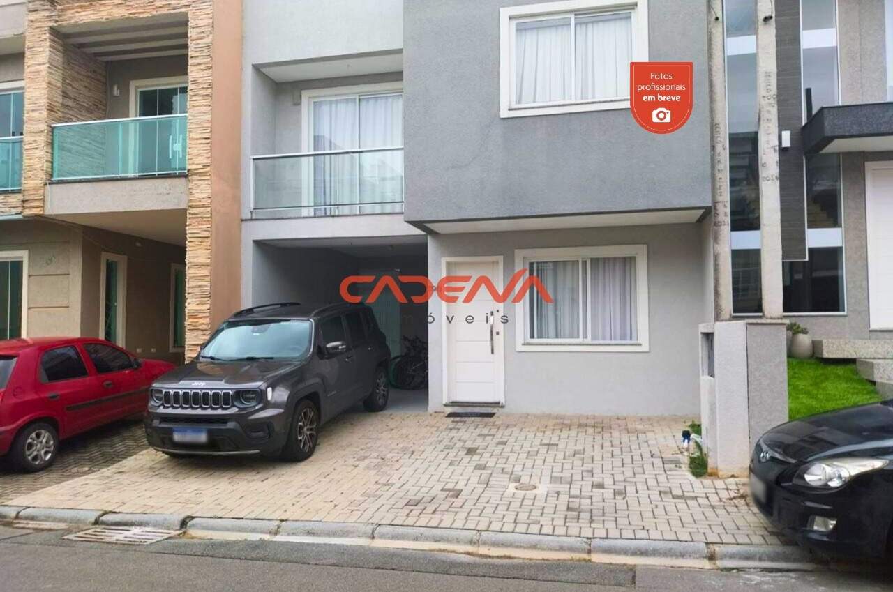 Casa em condomínio fechado à venda no Pinheirinho: 