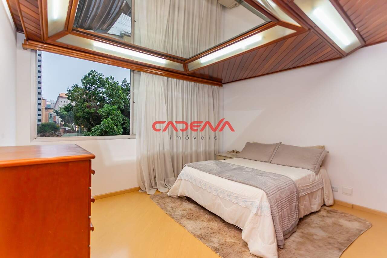 Apartamento à venda no Rebouças: 