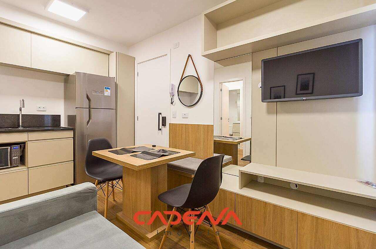 Apartamento para aluguel no Alto da Rua XV: