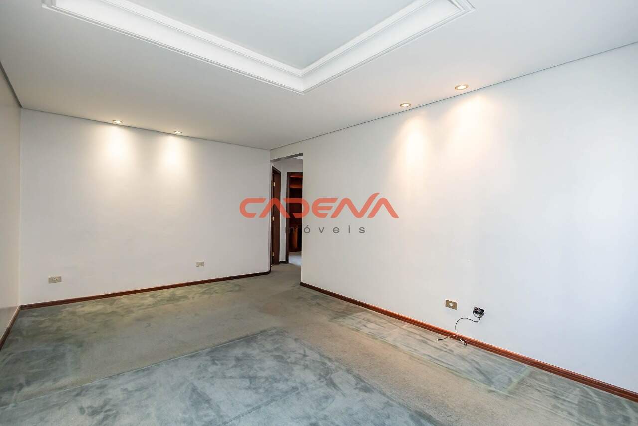 Apartamento para aluguel no Batel: 