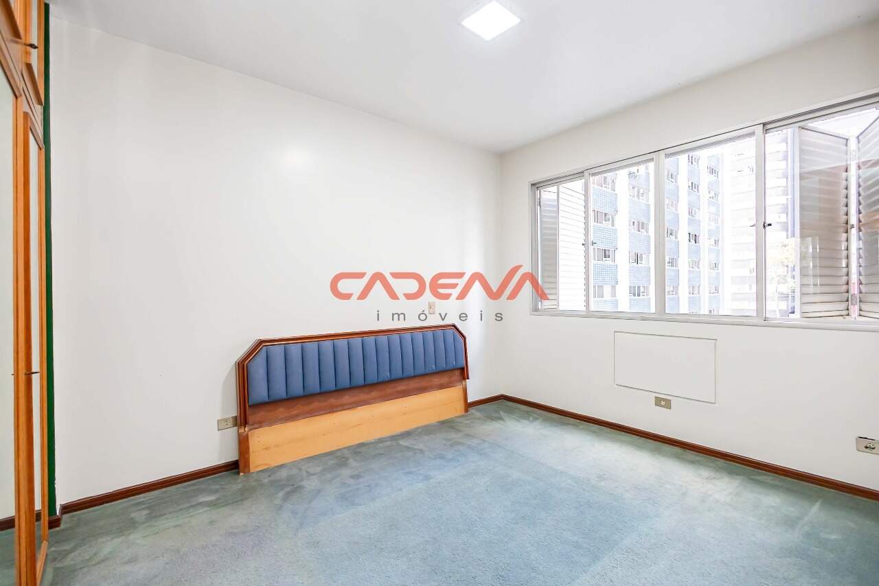 Apartamento para aluguel no Batel: 
