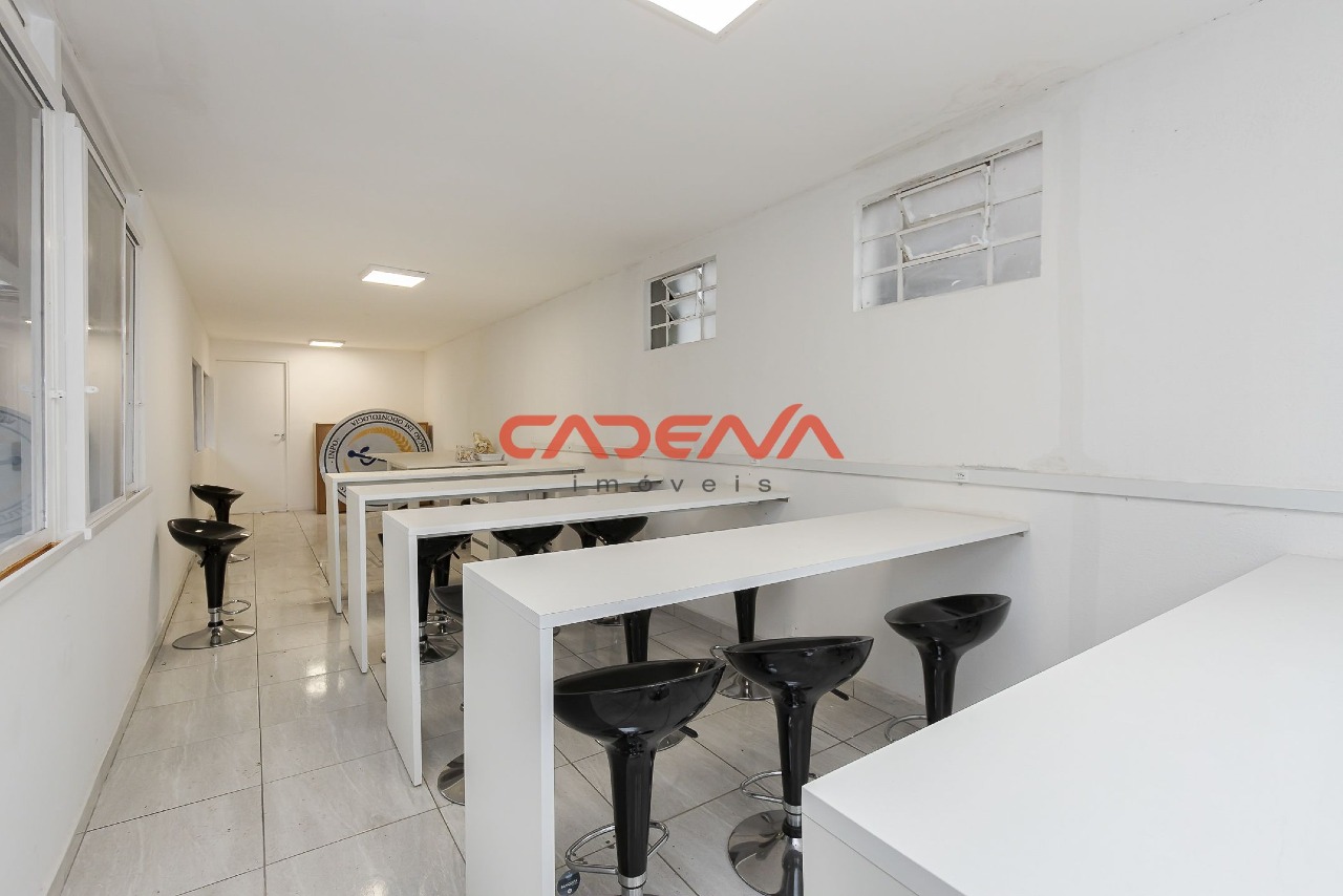 Casa à venda no Mercês: 