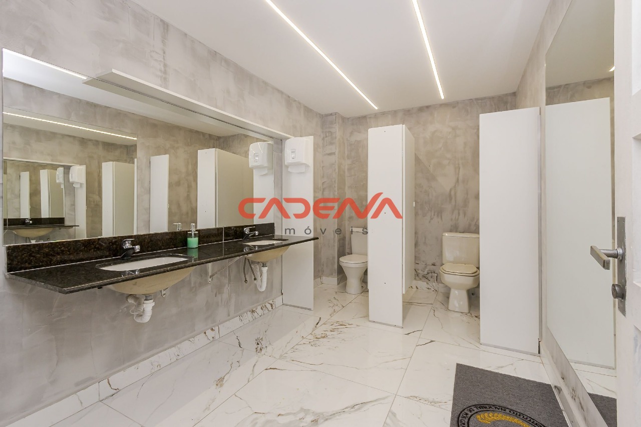 Casa à venda no Mercês: 