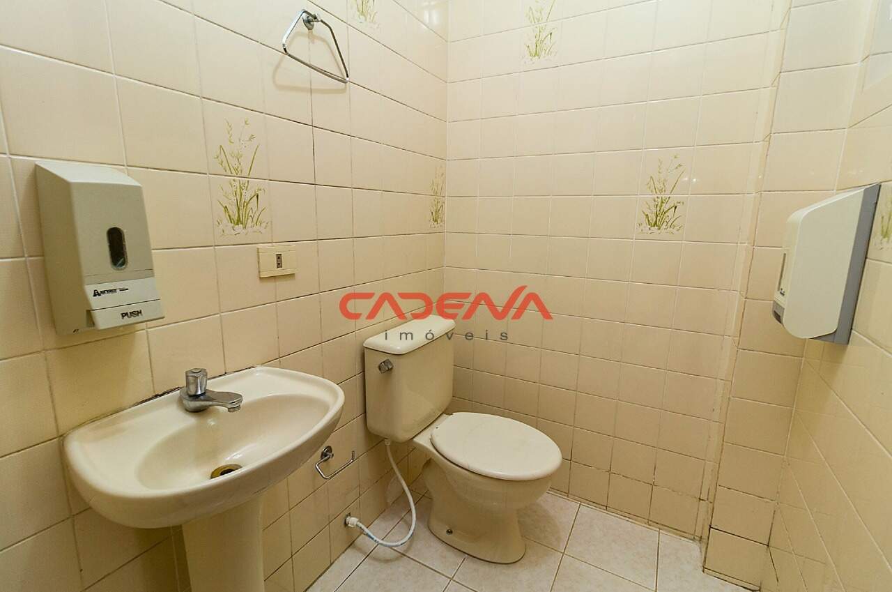 Conjunto comercial para aluguel no Bacacheri: 