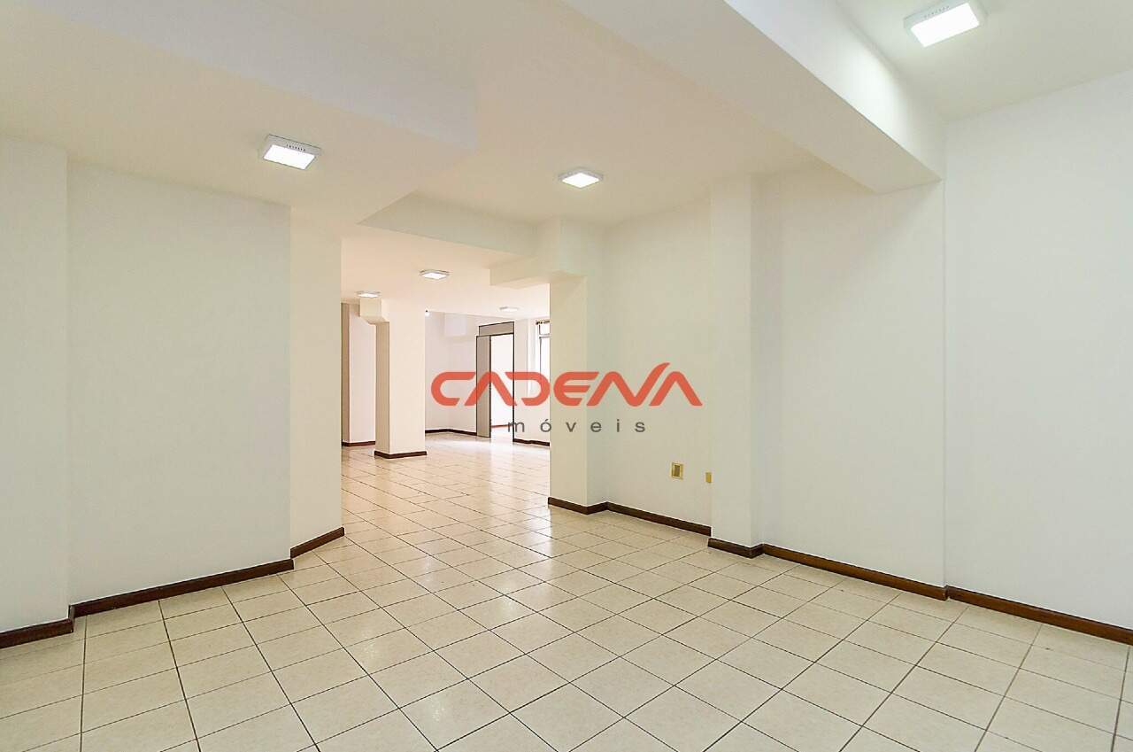 Conjunto comercial para aluguel no Bacacheri: 