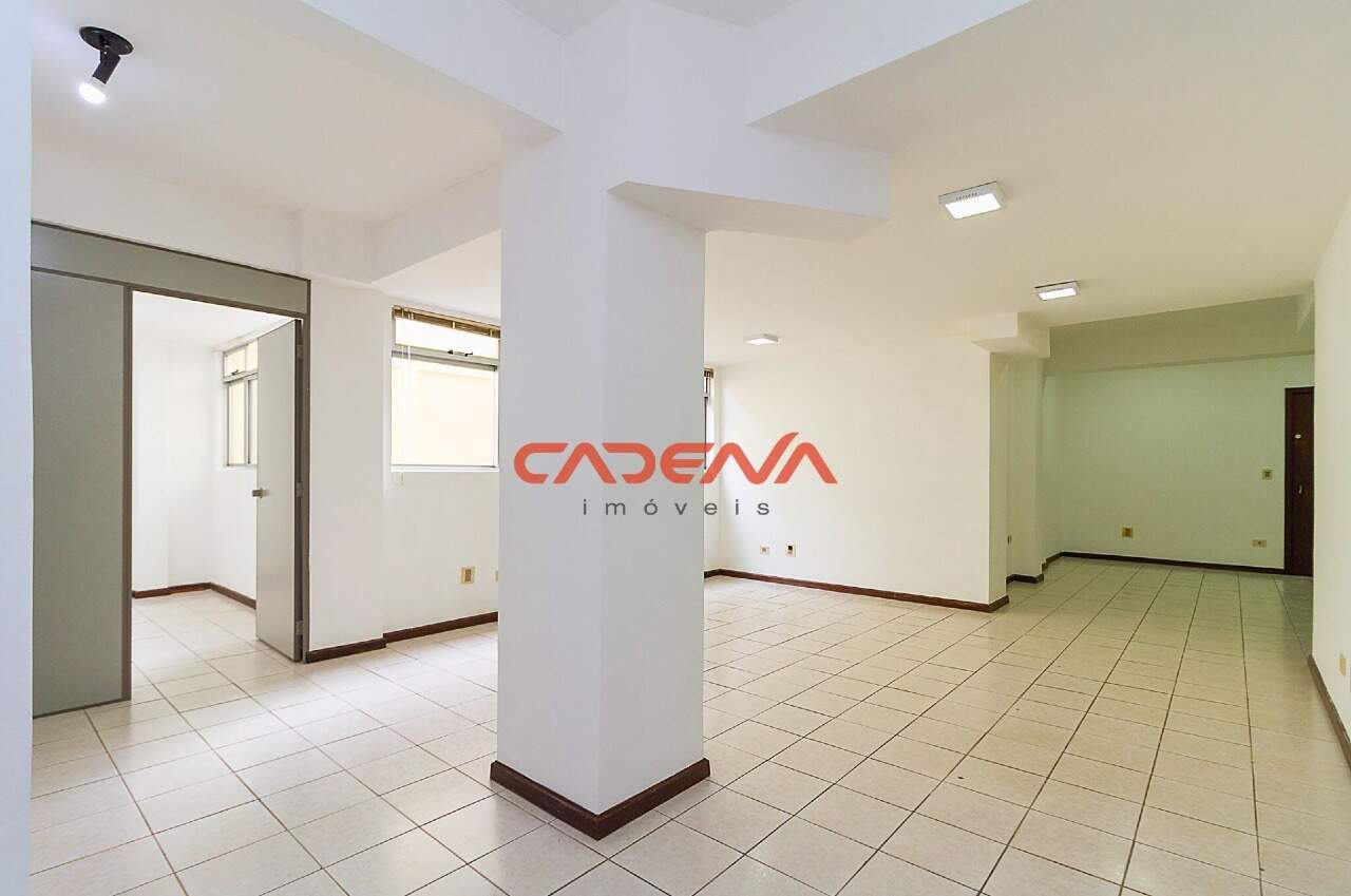 Conjunto comercial para aluguel no Bacacheri: 