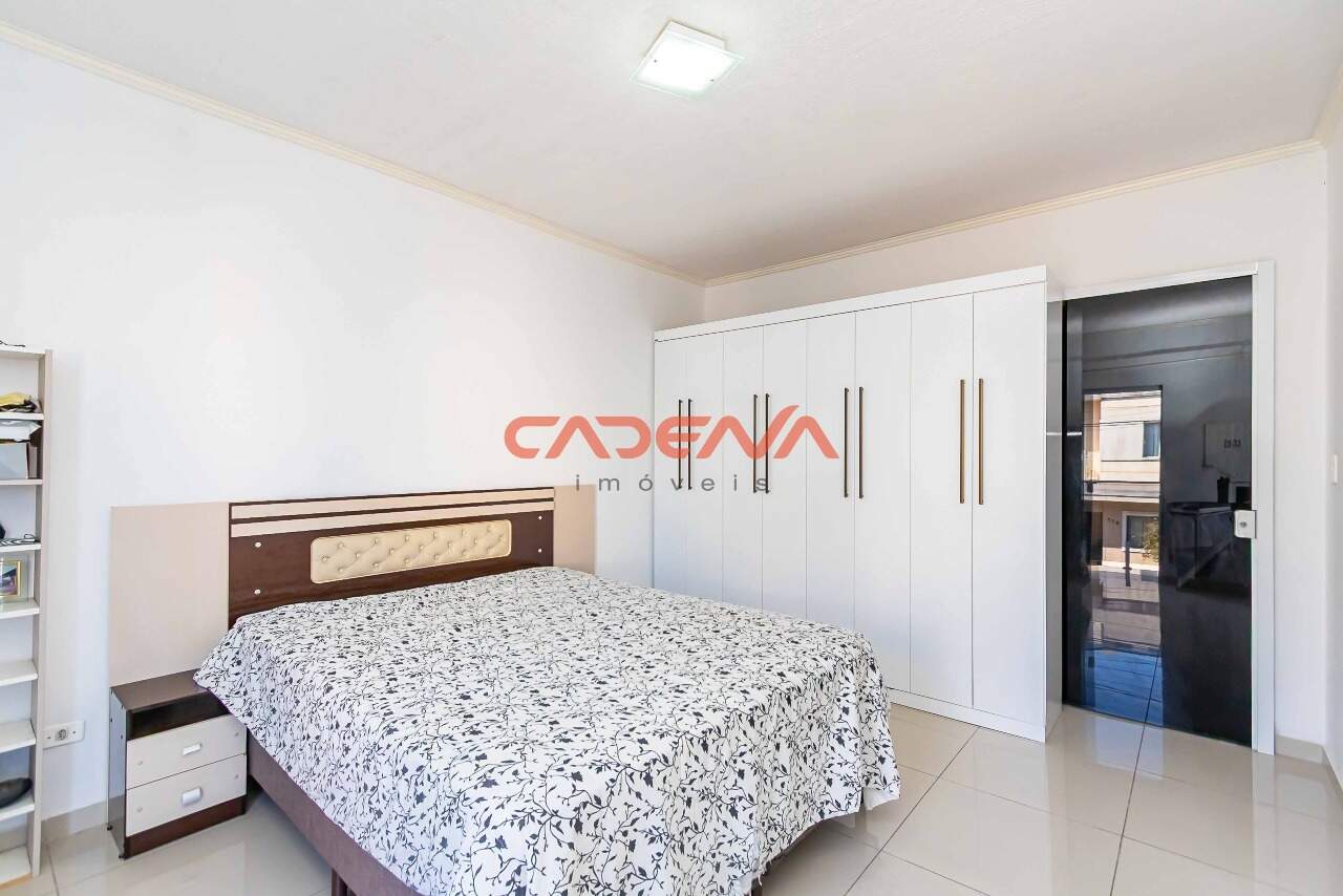 Casa em condomínio fechado à venda no Pinheirinho: